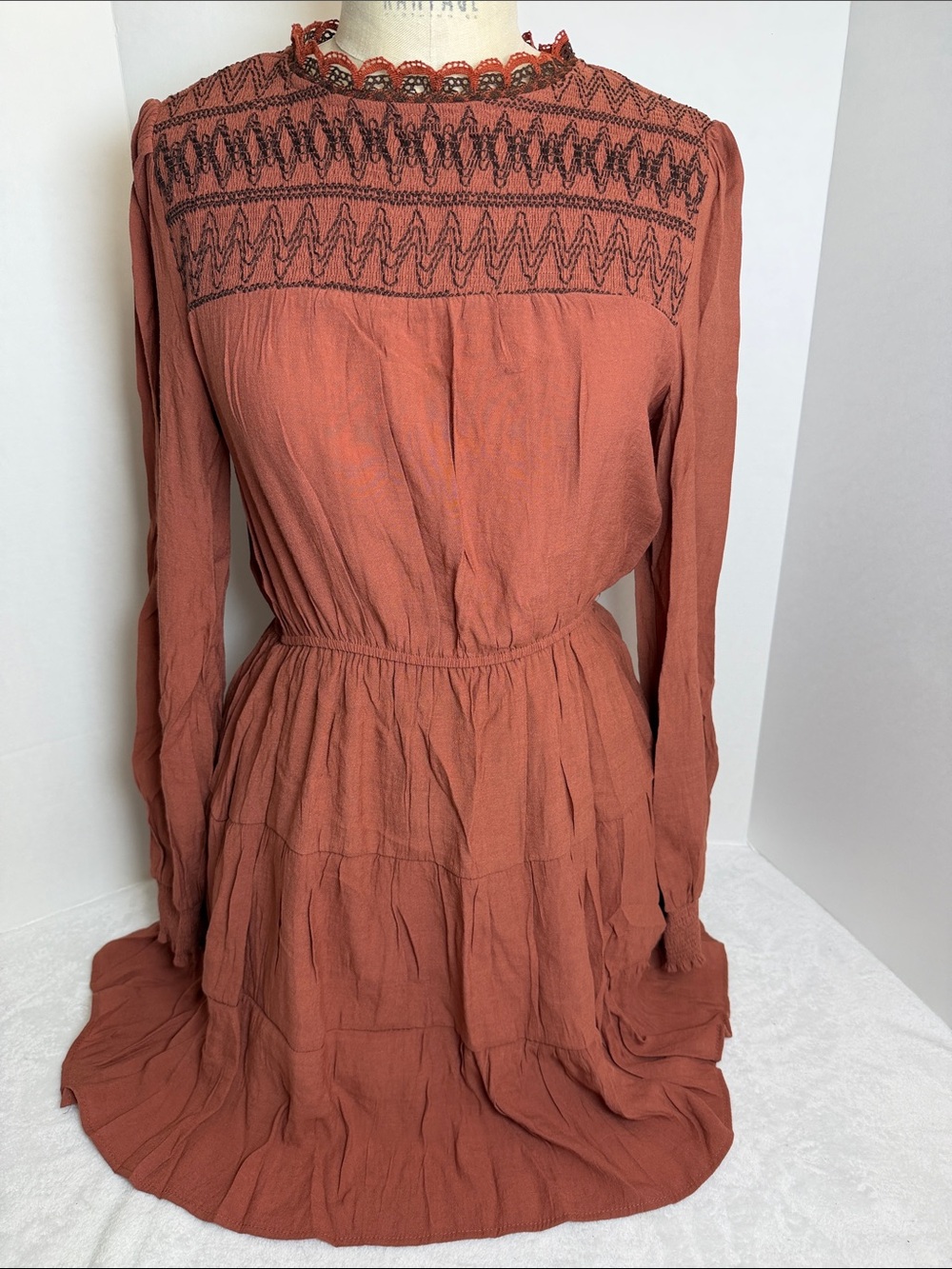Blue Pepper Rust Long Sleeve Smocked Yoke Dress Size M